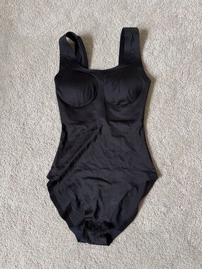 EBY black bodysuit XS